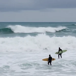 Storm waves in Florida caused by Hurricane Erin